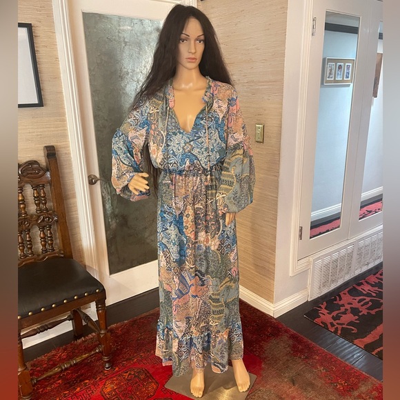 BNWT!! STUNNING FLORAL MISA LOS ANGELES MAXI DRESS BILLOWING SLEEVES BOHO - Picture 4 of 9